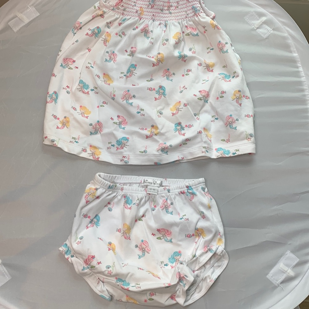 Baby girls two piece set with mermaid designs